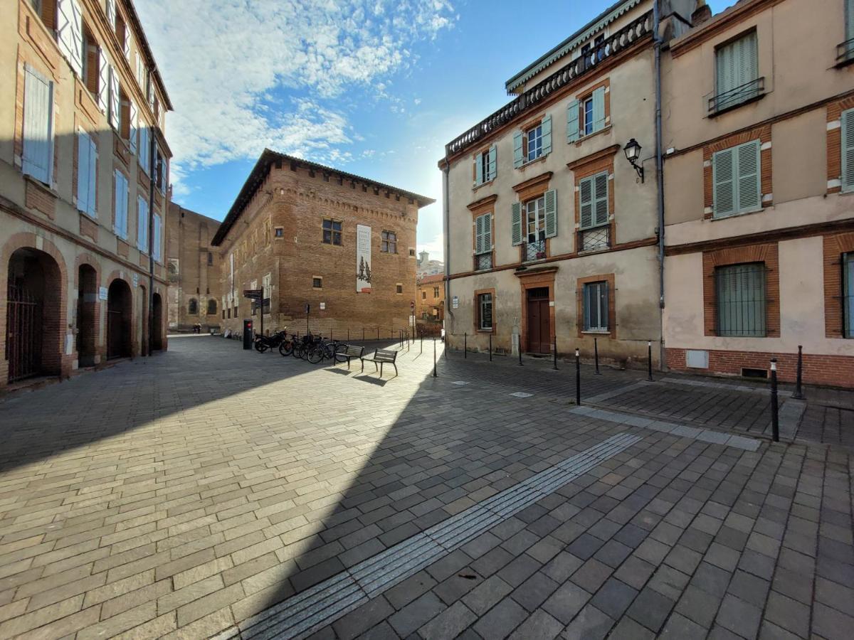 Toulouse - Basilique St-Sernin------- Netflix المظهر الخارجي الصورة